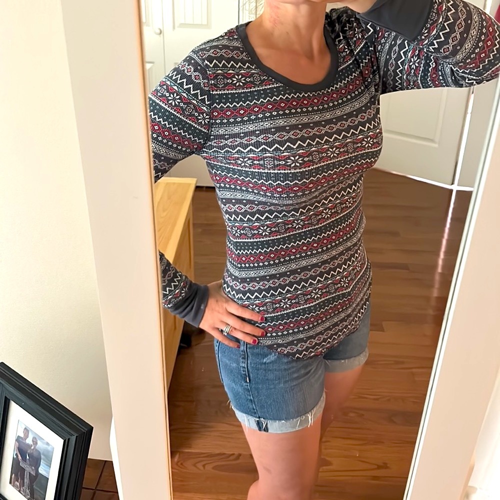 Old navy long sleeve top